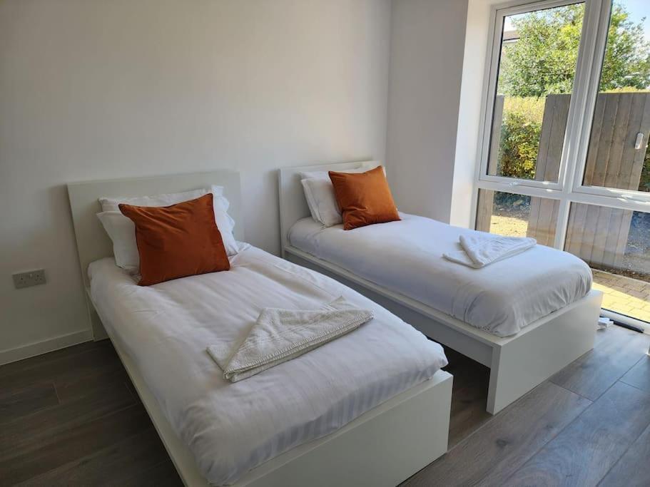 Paradigm Court, Modern 3-Bedroom Flat 1, Oxford Kültér fotó