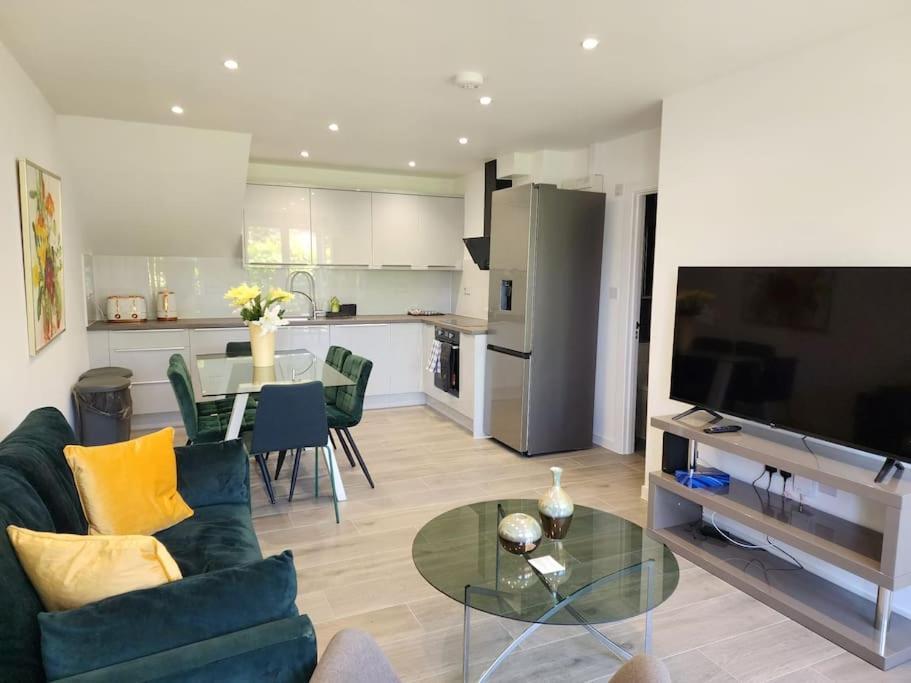 Paradigm Court, Modern 3-Bedroom Flat 1, Oxford Kültér fotó